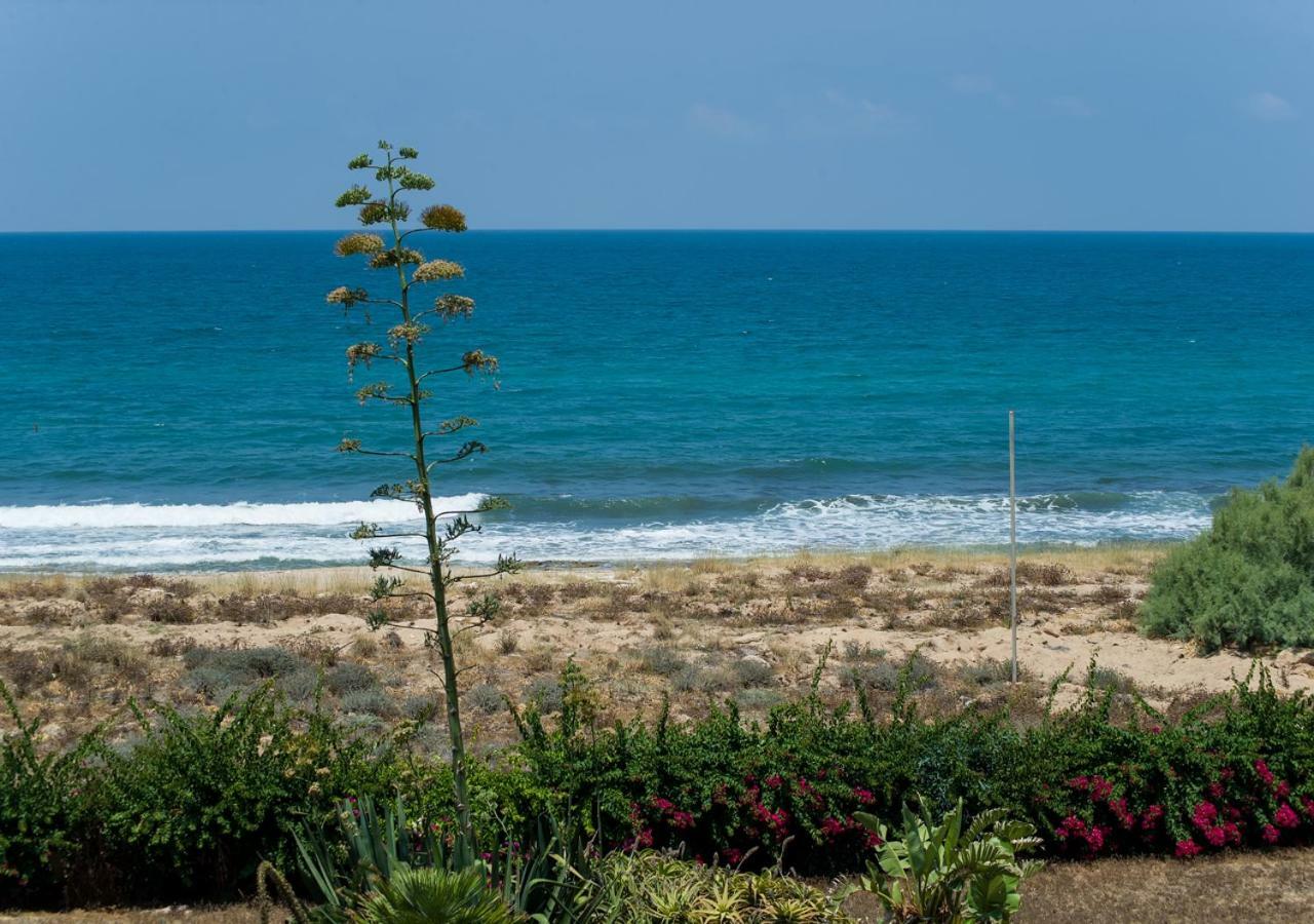 Ha-Aliya Sea View Apartment Nahariya Ngoại thất bức ảnh
