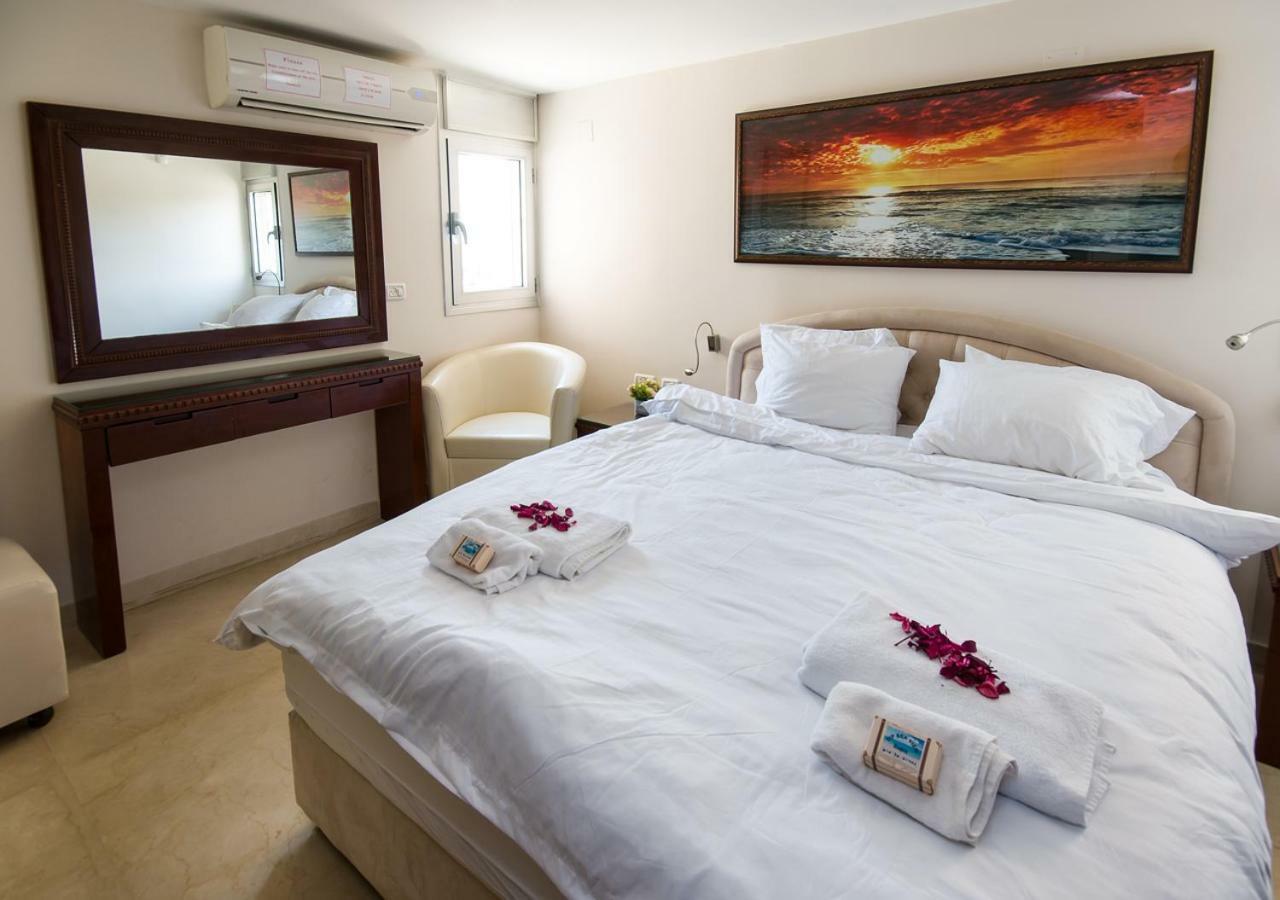 Ha-Aliya Sea View Apartment Nahariya Ngoại thất bức ảnh