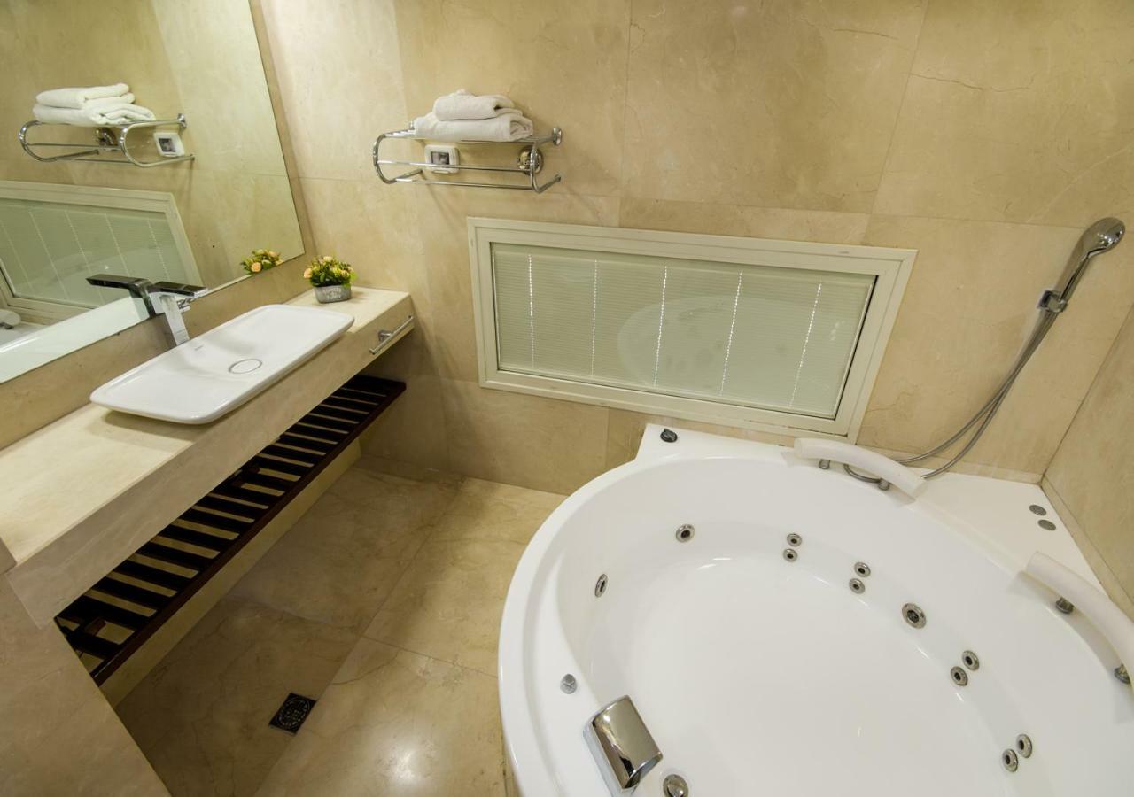 Ha-Aliya Sea View Apartment Nahariya Ngoại thất bức ảnh